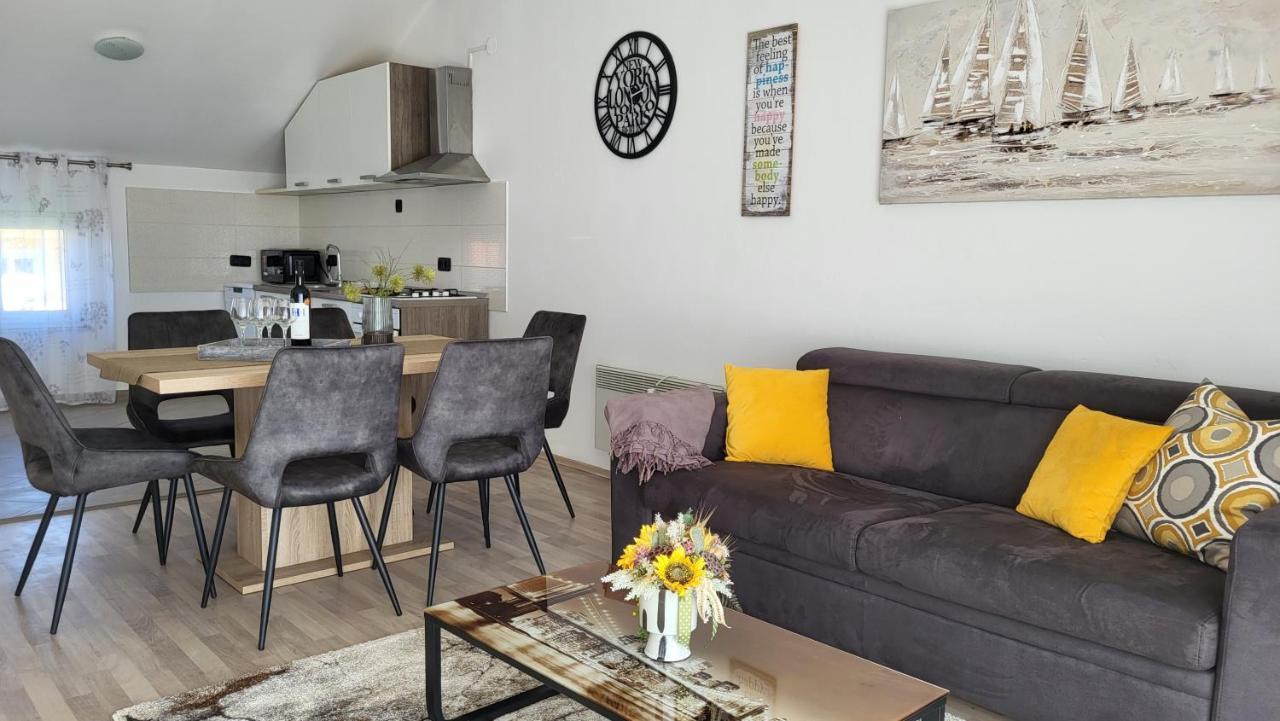 Stoja Apartment ซาดาร์ ภายนอก รูปภาพ